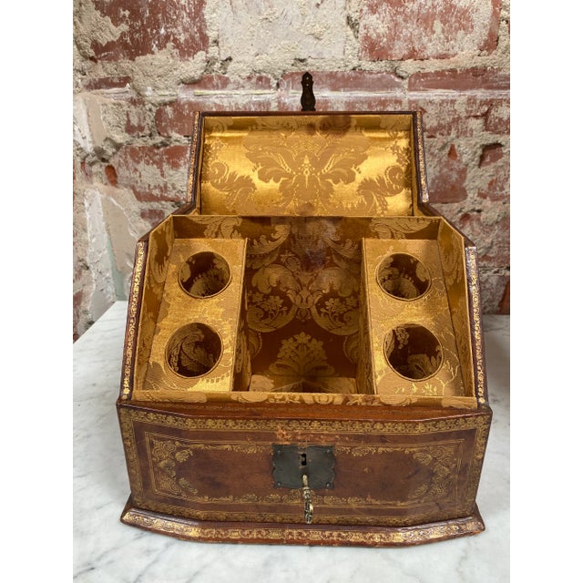 Vintage 1950s Leather Bar Set Box For Sale - Image 4 of 9