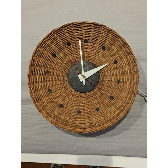 Irving Harper George Nelson Rattan Clock — Mid-Century Modern Design | Vintage Wall Clock For Sale - Image 4 of 4