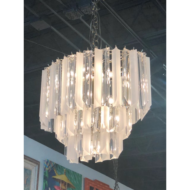 Vintage Hollywood Regency Clear and Frosted Lucite Brass 3 Tier Chandelier For Sale - Image 4 of 9