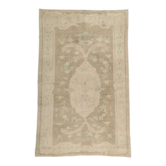 Vintage Turkish Oushak Rug - 05'00 X 08'00 For Sale