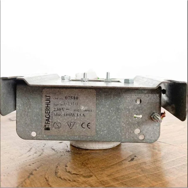 Metal Wall Light by Peter Celsing for Fagerhult Sweden, 1960s For Sale - Image 7 of 8