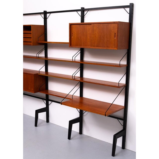Vintage Free Standing Royal Wall System by Poul Cadovius for Cado, 1960s For Sale - Image 11 of 18