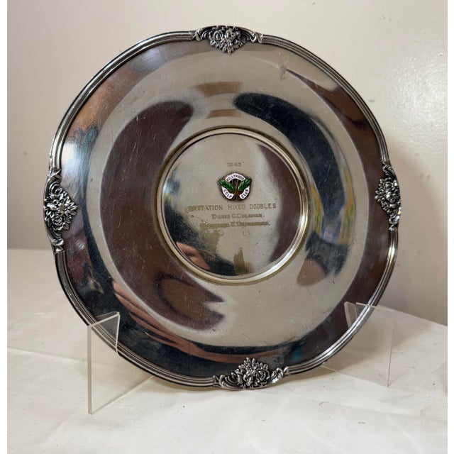 1940s Vintage 1943 Art Nouveau Hollywood Gold Club Mixed Doubles Silveplate Trophy Charger Plate For Sale - Image 5 of 12