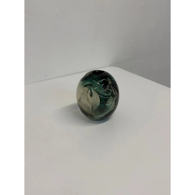 1980s Michael Boylen Biomorphic Modern Hand Blown Glass Vase For Sale - Image 5 of 12