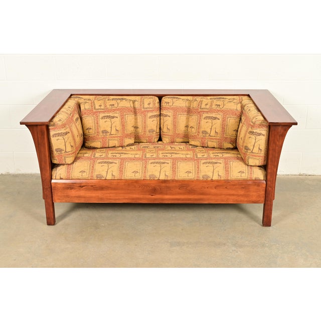 Mission Stickley Mission Arts and Crafts Cherry Wood Prairie Spindle Settle Sofa For Sale - Image 3 of 15