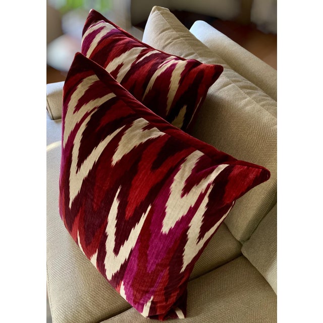 Schumacher Pair of 22" Custom Schumacher Kashgar Ikat Velvet Pillows, Pattern 176102 in Ruby & Plum For Sale - Image 4 of 18