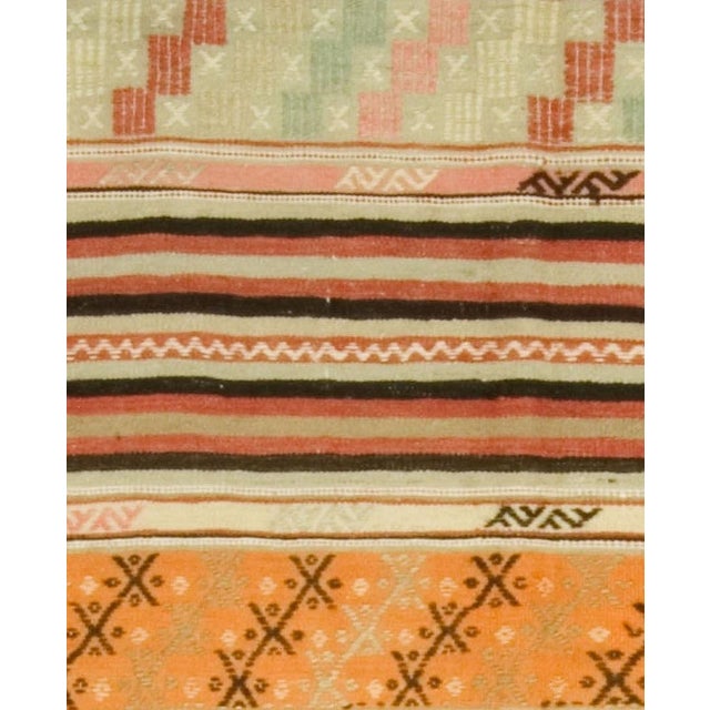 Textile Vintage Turkish Kilim 9ft 5in X 5ft 4in For Sale - Image 7 of 8