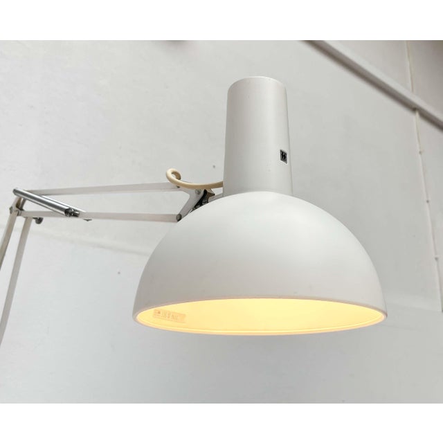 Mid-Century Modern Mid-Century Modern It Task Wall Lamp from Louis Poulsen, 1970s For Sale - Image 3 of 18