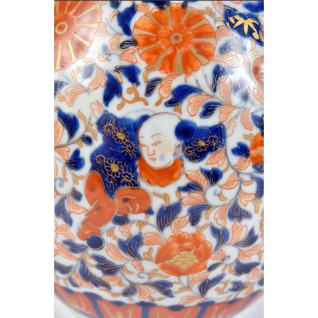 Mid 20th Century Mid 20th Century Pair of Japanese Imari Double Gourd Vases For Sale - Image 5 of 6