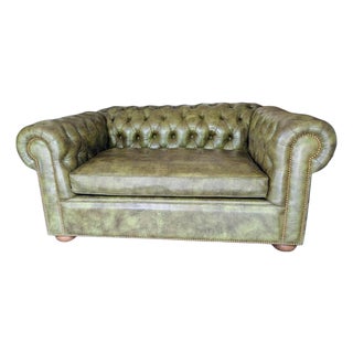Avery Boardman Designer Green Leather Chesterfield Loveseat For Sale