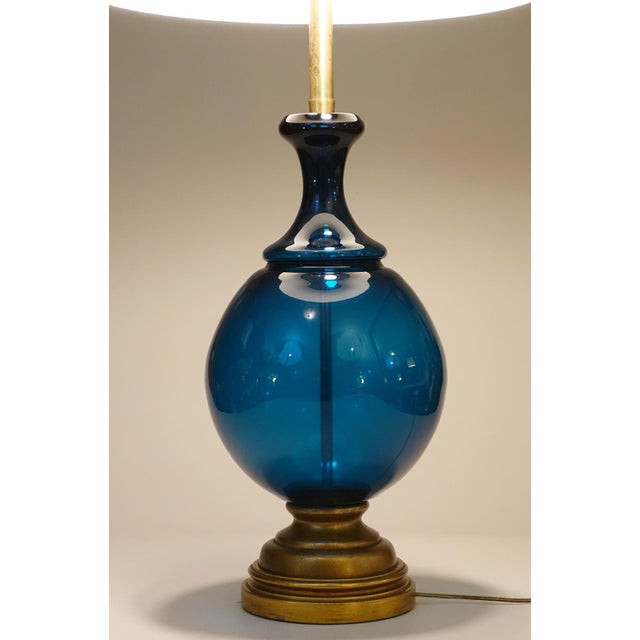 Marbo Lamp Company Xlarge Marbro Thick Blown Murano Italy Ultramarine Art Glass Brass Table Lamp 1960's Blenko For Sale - Image 4 of 12