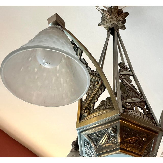 Art Deco French Pending Lamp by Muller Frères, 1920s For Sale - Image 6 of 12