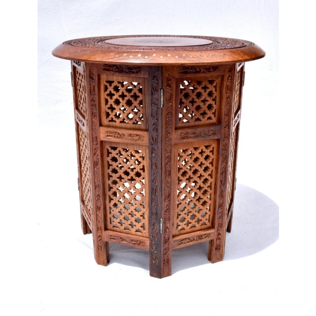 Mid 20th Century Anglo-Indian Hand-Carved Teak Stands, Pair With Brass Inlays, 1950s For Sale - Image 5 of 6