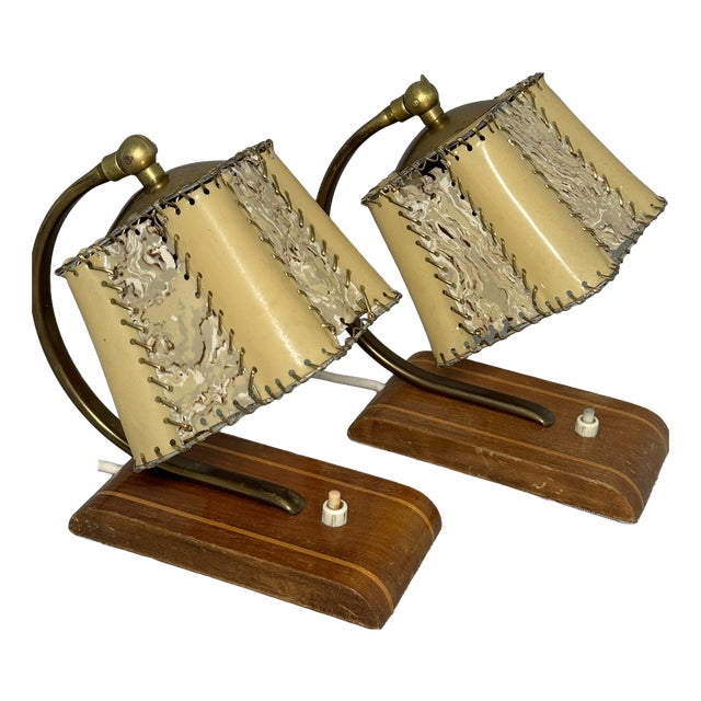 Mid-Century Table Lamps with Wooden Bases, 1950s, Set of 2 For Sale