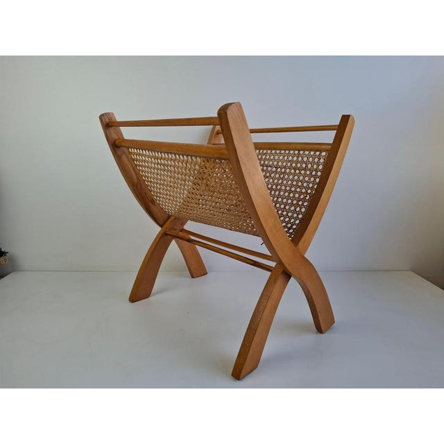 Mid-Century Wooden and Rattan Folding Magazine Rack, Former Czechoslovakia, 1960 For Sale - Image 9 of 18