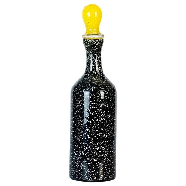 1970s Vintage Black and White Spotted Bottle by Jean Mell Murano, Italy, 1970s For Sale - Image 5 of 5