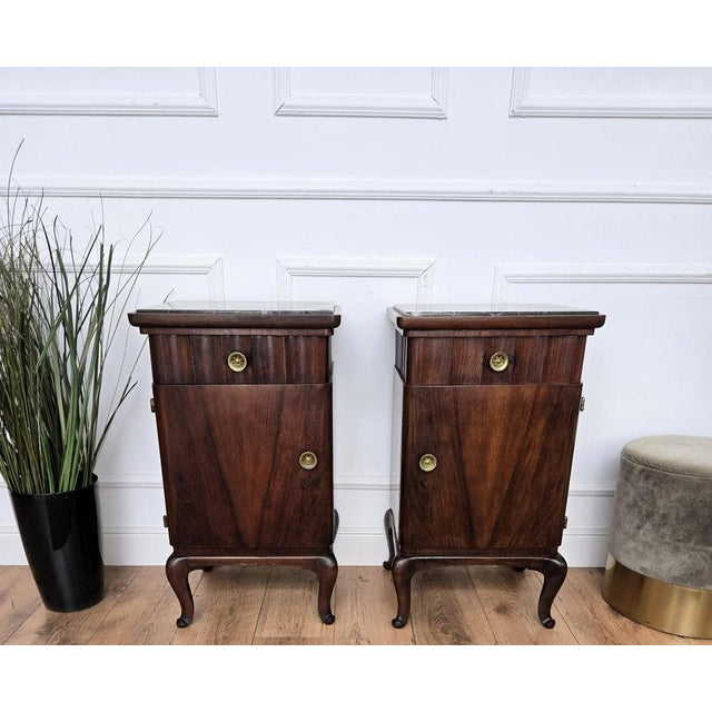 Italian Art Deco Nightstands in Walnut, 1940s, Set of 2 For Sale - Image 6 of 11