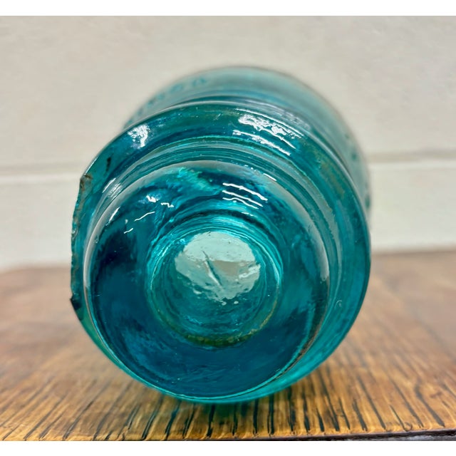 Early 20th Century Vintage Hemingray 42 Teal Glass Insulator For Sale - Image 5 of 7