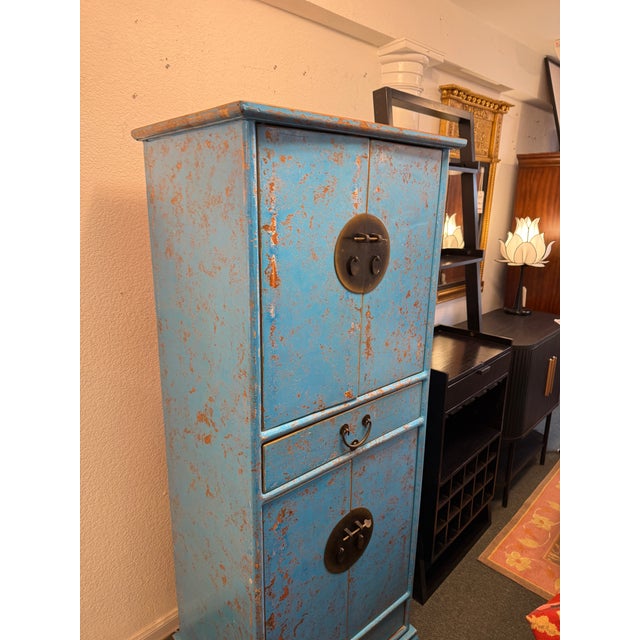 Late 20th Century Chinese Inspired Cerulean Wedding Cabinet For Sale - Image 5 of 12