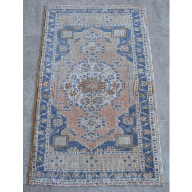 Hollywood Regency 1960s Vintage Hand Knotted Small Rug For Sale - Image 3 of 6