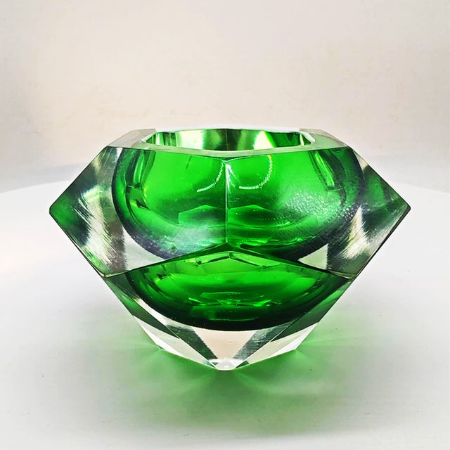 Forest Green Green Ashtray in Murano Glass attributed to Flavio Poli for Seguso, Italy, 1960s For Sale - Image 8 of 8