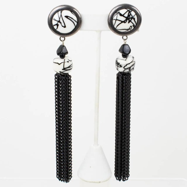 Contemporary Paco Rabanne Shoulder-Duster Gunmetal Clip Earrings For Sale - Image 3 of 9
