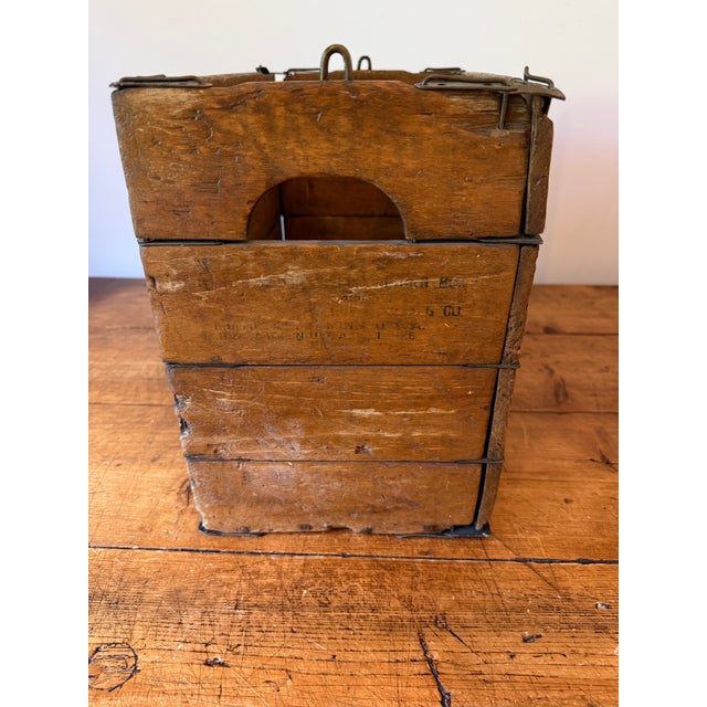 Antique Hubbard's Wood Wire Sewn Folding / Collapsible Crate For Sale In Portland, OR - Image 6 of 13