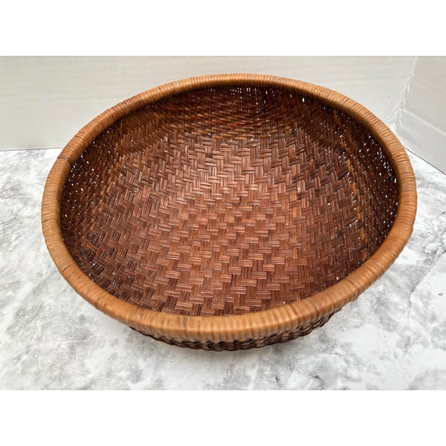 Vintage rustic earthy style wood woven decor basket bowl. Perfect for serving bread or for decorating objects on a credenza.