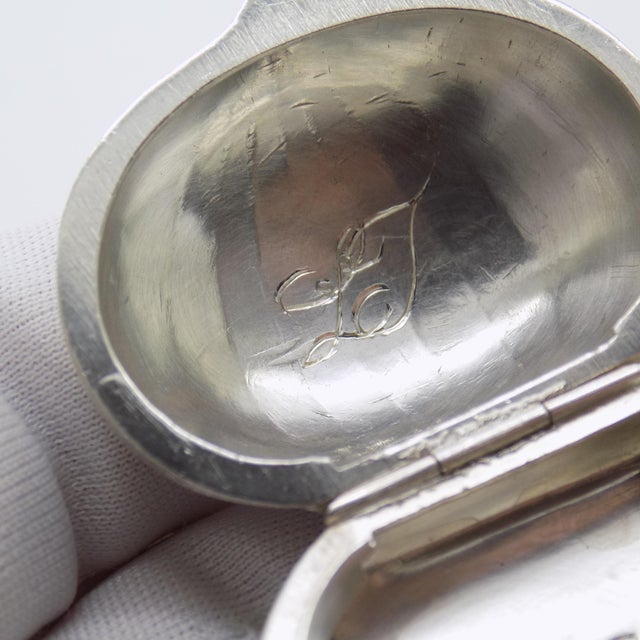 Vintage Italian Handmade Genuine Silver Chestnut Shaped Pill Snuff Trinket Box For Sale - Image 10 of 12