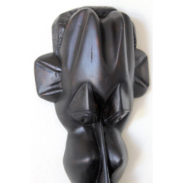 Vintage African Abstract Wood Wall Sculpture – Hand-Carved Black Modernist Tribal Art Face For Sale In Naples, FL - Image 6 of 10