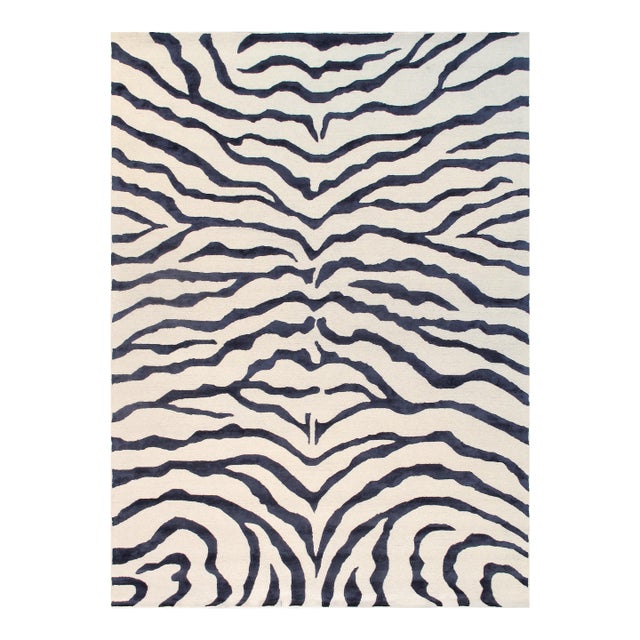 Edgy Hand-Tufted Ivory Area Rug-12' 0'' X 15' 0'' For Sale