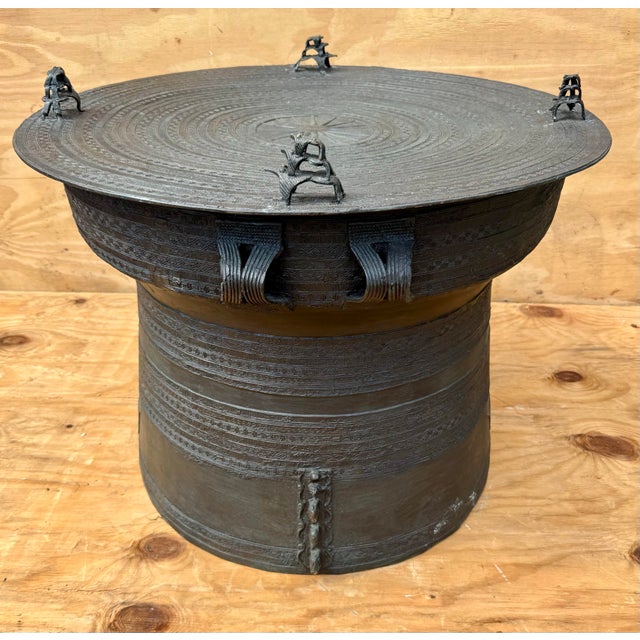 Campaign Vintage Bigger Than Average Bronze Asian Rain Drum Table For Sale - Image 3 of 12