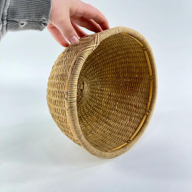 Early 20th Century Old Ndebele Basket MATTER COLLECTION For Sale In Denver - Image 6 of 9