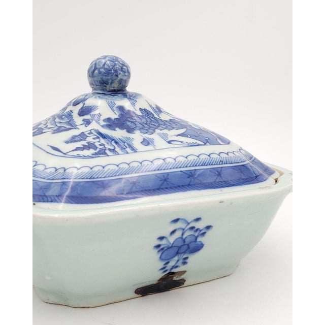 Chinese Export Porcelain Covered Vegetable Dish, Circa 1870 For Sale - Image 10 of 10
