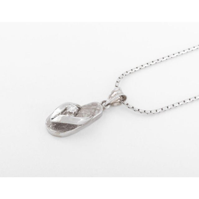 Late 20th Century 14k White Gold Flip Flop Diamond Pendant Necklace For Sale - Image 5 of 8