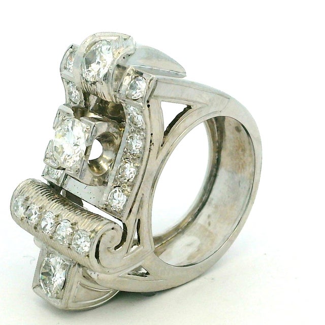 Platinum Vintage Platinum Diamond Cocktail Ring, 3 Carats Total, 1940s, Size 6.5 For Sale - Image 8 of 17