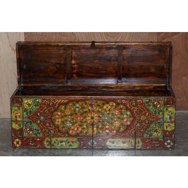 Chinese Hand Painted Linen Trunk For Sale - Image 16 of 18