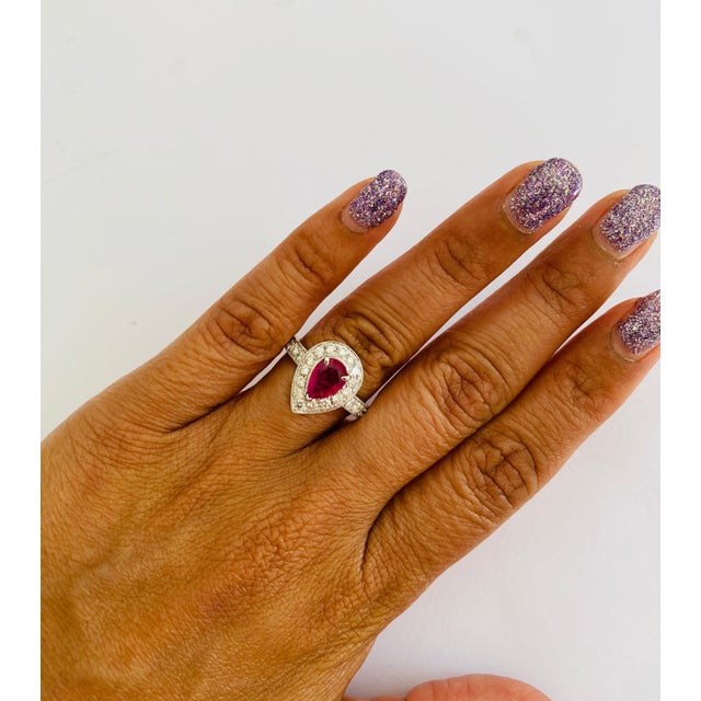 Roshe Jewels Ruby Ring With Diamonds in 18 Karat White Gold, Size 7 For Sale In Los Angeles - Image 6 of 10