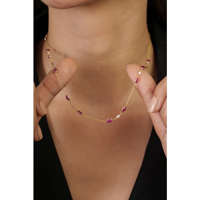 3.95ct Pure Red Ruby Vintage Station Chain Necklace With Diamonds in 14k Yellow Gold For Sale - Image 10 of 14