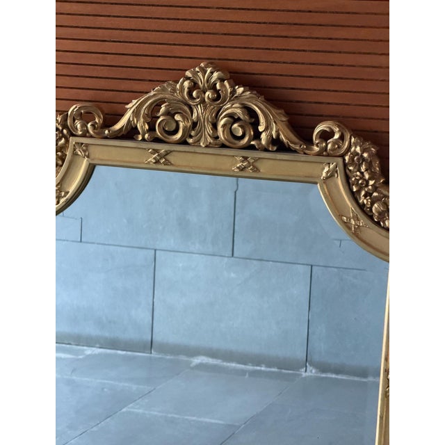 French Louis XV Style Hand-Carved Giltwood Wall Mirror with Beveled Glass, 1950s For Sale - Image 4 of 12