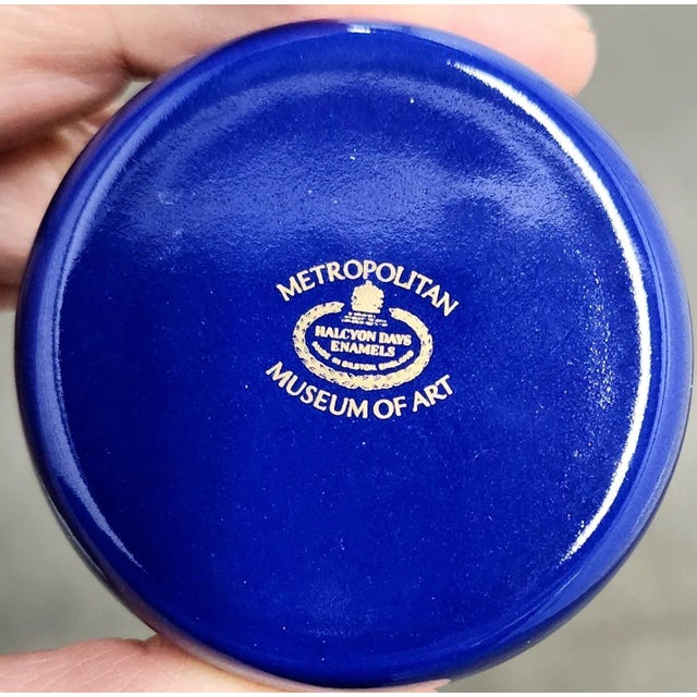 1970s Bilston & Battersea English Fine Enamel Round Box W/Lid For Sale - Image 5 of 9