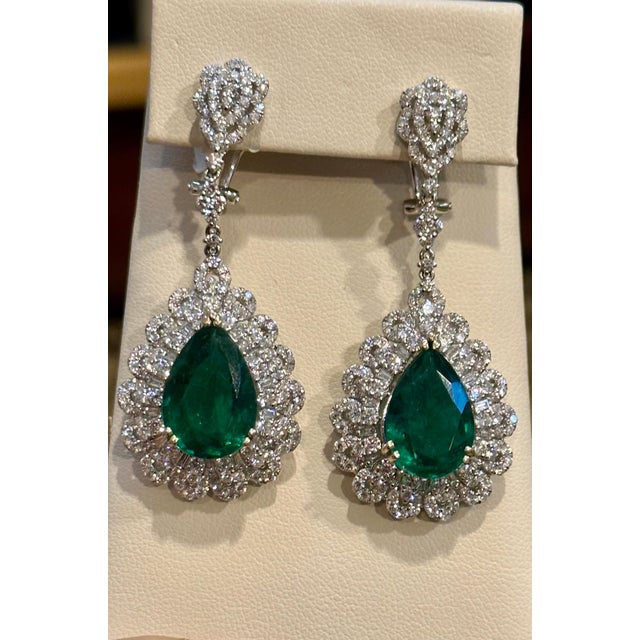 Gemstone GIA Certified 14Ct Pear/Drop Zambian Emerald 7 Ct Diamond Earrings 18 Kt Gold For Sale - Image 7 of 18