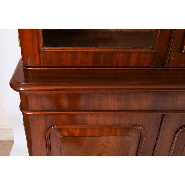 Brown Antique 19th Century English Flame Mahogany Library Bookcase For Sale - Image 8 of 17