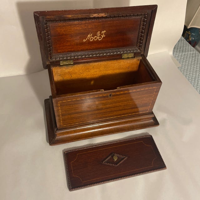 Antique English Inlaid Mahogany Box For Sale - Image 6 of 10