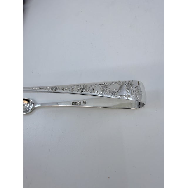 Antique John Round and Sons Sterling Silver Coffee Spoons and Sugar Tongs w/ Case Circa 1905 - Set of Six For Sale In Los Angeles - Image 6 of 16
