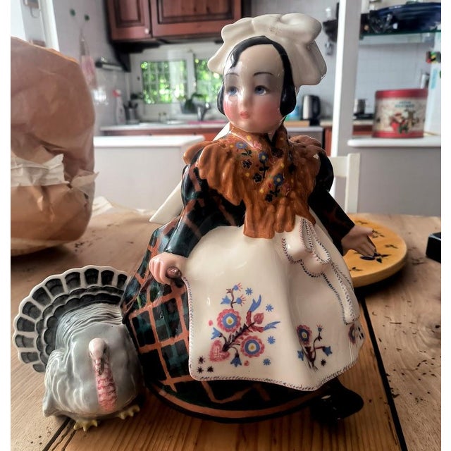 Italian ceramic "Peasant Girl with Traditional Dresses" by the ESSEVI Manufacture, Sandro Vacchetti - Turin 1930s/40s The...