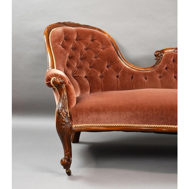 Victorian Carved Walnut Chaise Lounge Settee, 1860 For Sale - Image 3 of 9