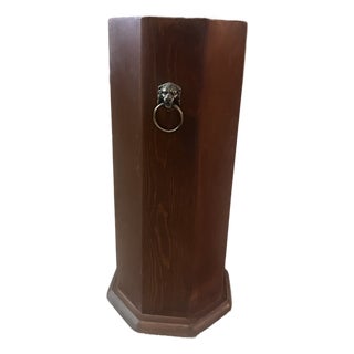 Vintage 1960s Hollywood Regency Octagonal Pine Wastebasket & Umbrella Stand - Brass Lion Head For Sale