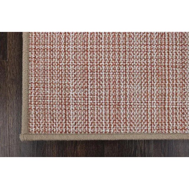Loggia is a beautiful indoor/outdoor rug made of 100% polypropylene. The mix of warm terracotta and beige tones creates a...