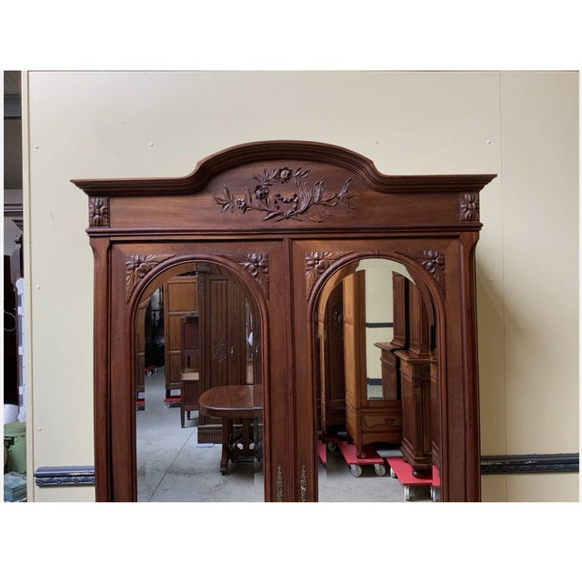 Brown Antique Wardrobe in Walnut, 1910 For Sale - Image 8 of 10